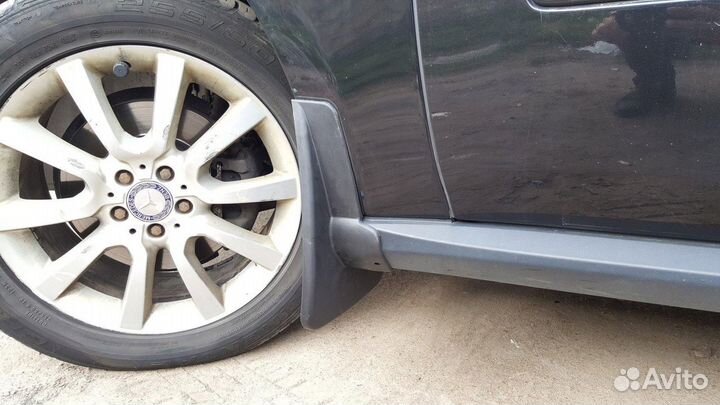 Брызговики передние Mercedes ML W164 2005-2011