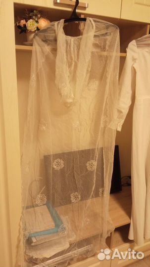 Маскарадный плащ, часть маскарадного костюма