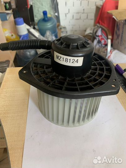 Моторчик отопителя салона Mitsubishi Lancer X