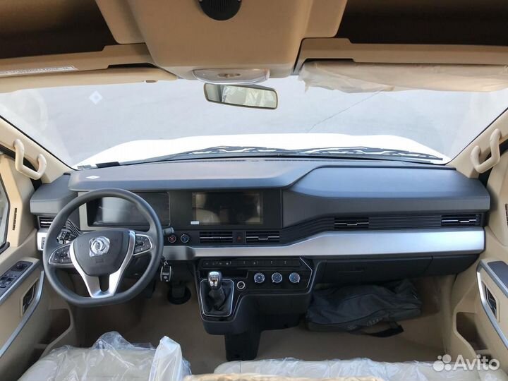 Туристический автобус DongFeng K33-561, 2024