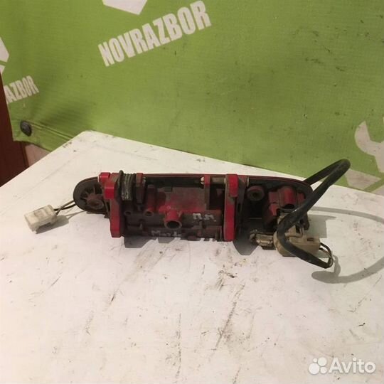 Ручка двери передней наружная правая Мазда Проте