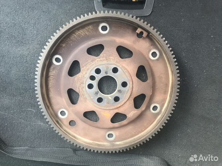 Маховик бмв от мотора n55 7589480 50509810