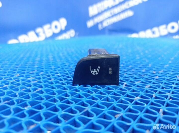 Кнопка обогрева сидений Chevrolet Spark хэтчбек