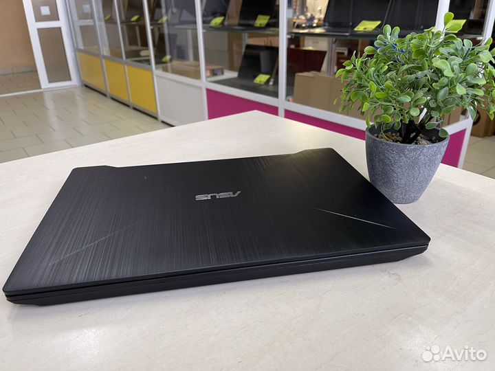 Игровой ноутбук Asus/Core i5/12GB/GTX1050/SSD/FHD