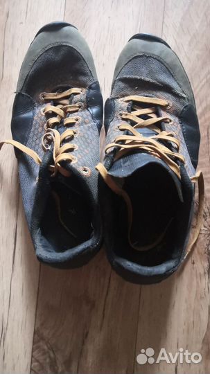 Шиповки для бега женские 40р