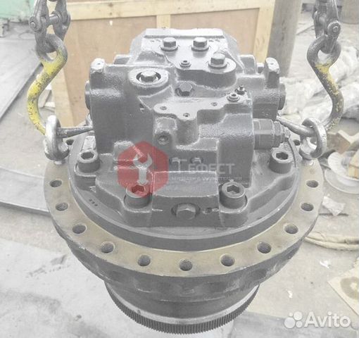 Мотор хода Komatsu PC400-7 706-8L-01030