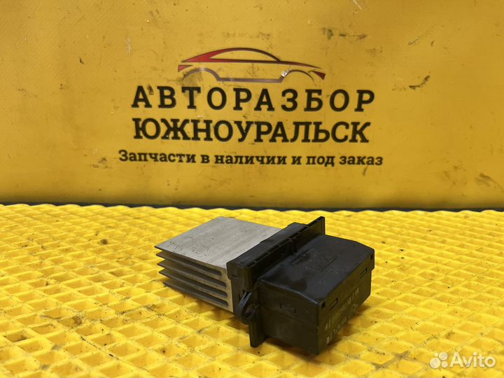 Резистор отопителя Peugeot 406 2001