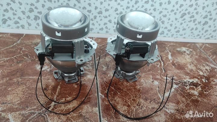 Би-ксеноновые линзы Hella 2 classic (праворульные)