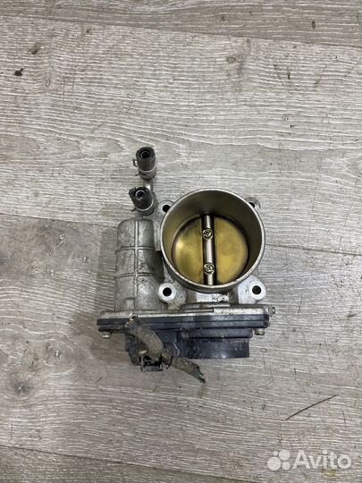 Дроссельная заслонка Nissan Teana