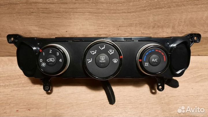 Блок управления климатом Kia Soul 2
