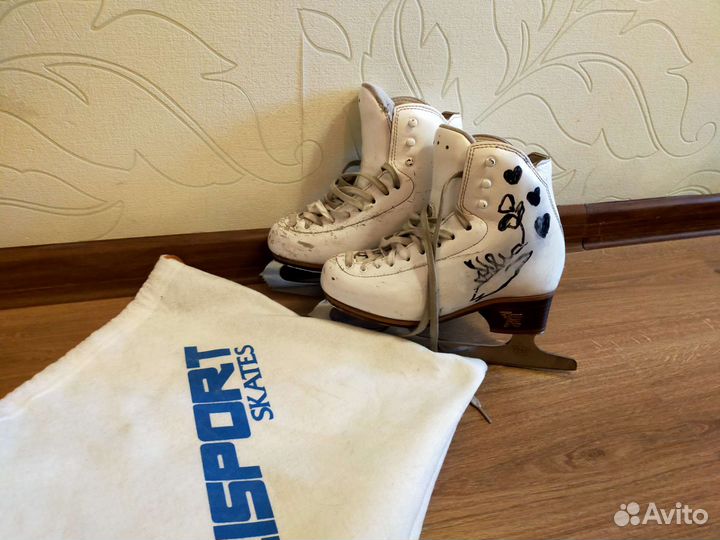 Коньки фигурные, профессиональные Risport