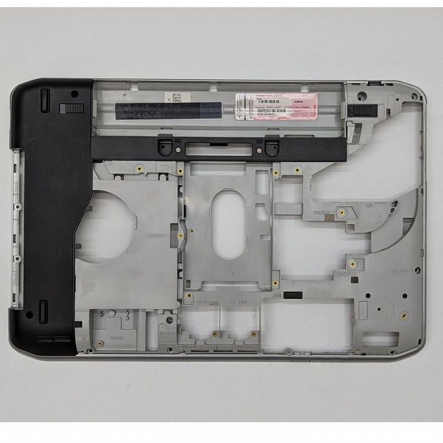 [0Y84J9] Поддон Dell Latitude E5430
