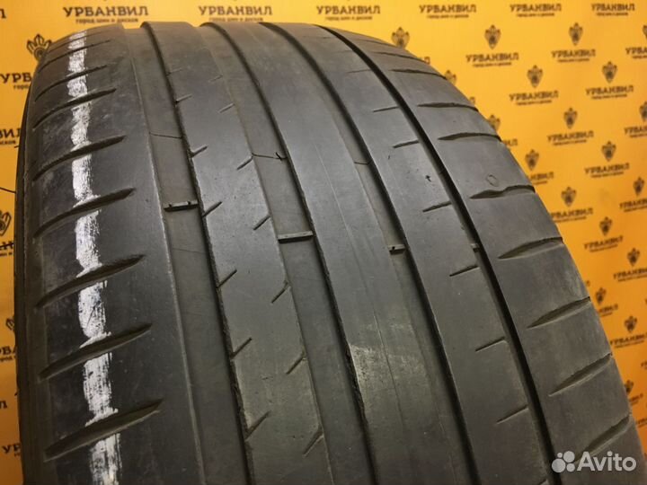 Michelin Pilot Sport 4 255/45 R19 104Y