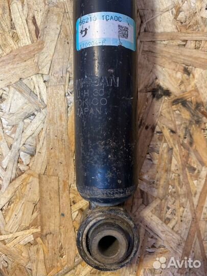 Амортизатор подвески задний Infiniti Fx35 S51