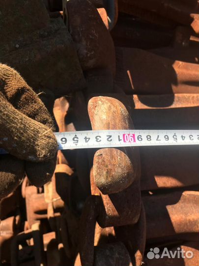 Харвестер гусеницы