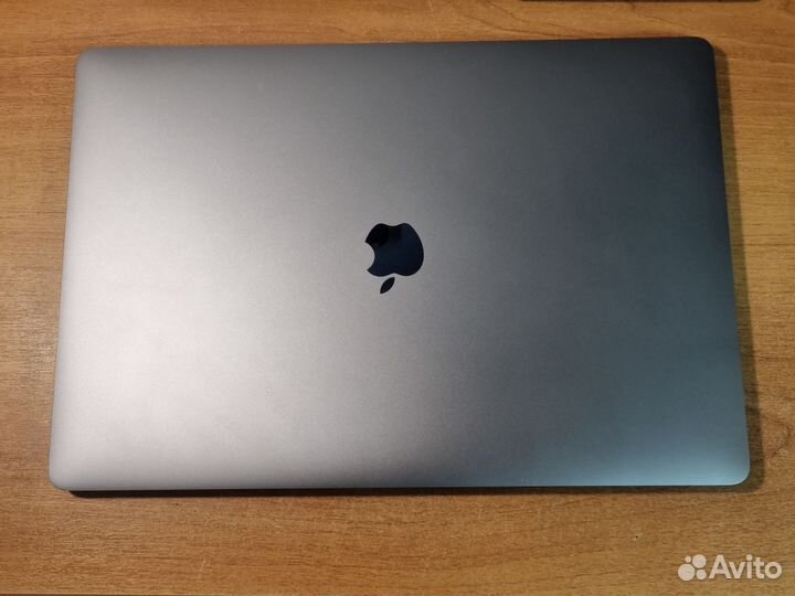 Apple macbook pro 16 2019 i9 1Tb