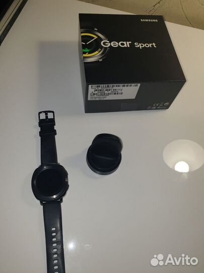 Часы samsung gear sport