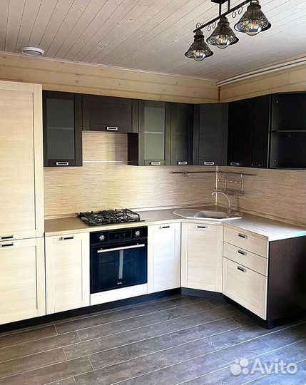 Кухонные гарнитуры