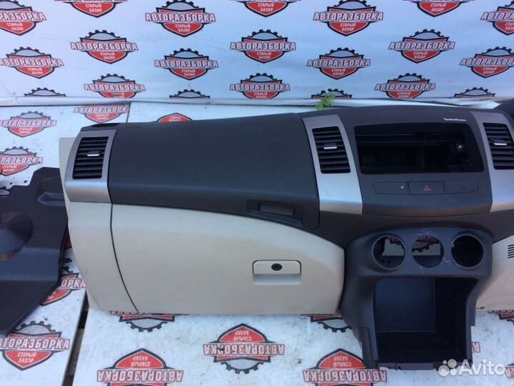 Торпедо Mitsubishi Outlander CW5W 4B12 2006