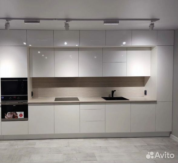 Кухонный гарнитур 3 яруса (цена за весь комплект)