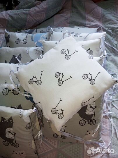 Бортики в детскую кроватку