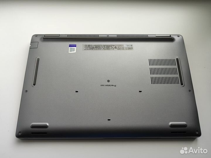 Dell Precision 3560/i5-1135G7/16/256/15.6/FHD/IPS