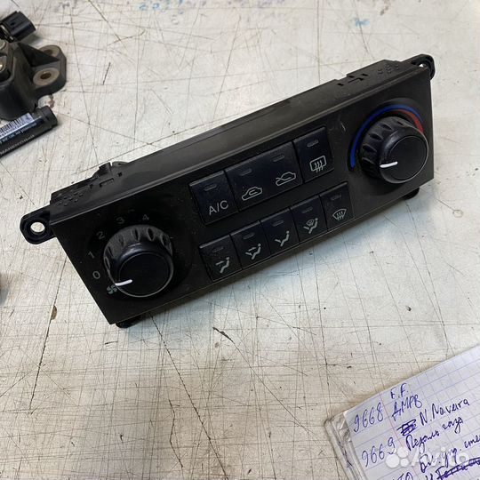 Блок управления отопителем Hyundai Sonata