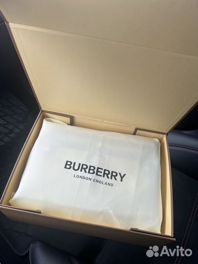 Женская сумка Burberry