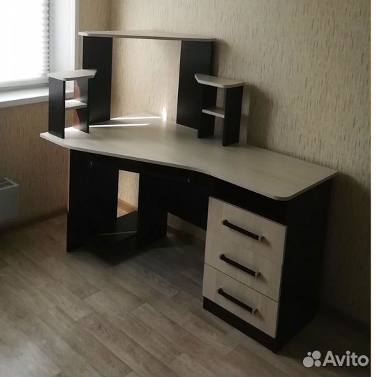 Стол компьютерный Каспер 1,3м венге\лоредо