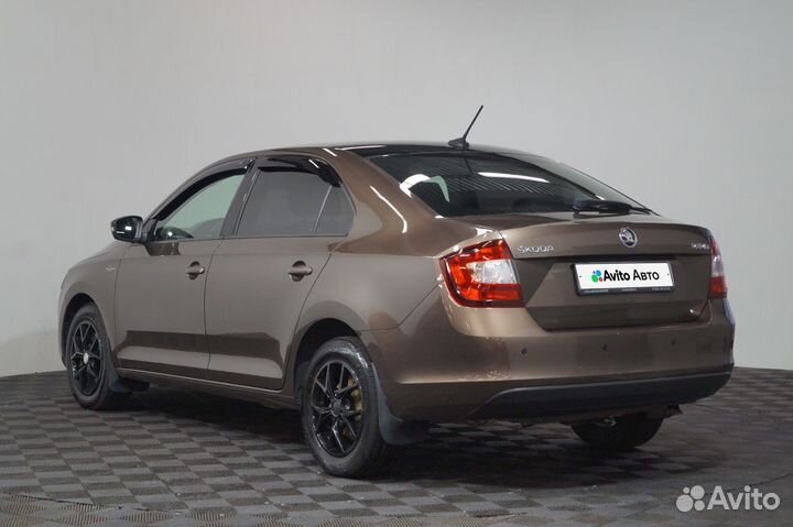 Skoda Rapid 1.6 AT, 2018, 98 700 км