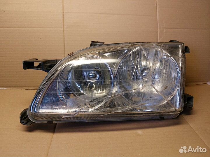 Фара правая тойота калдина st 210