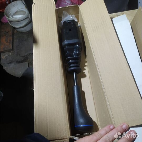 Джостик мтз на экскаватор