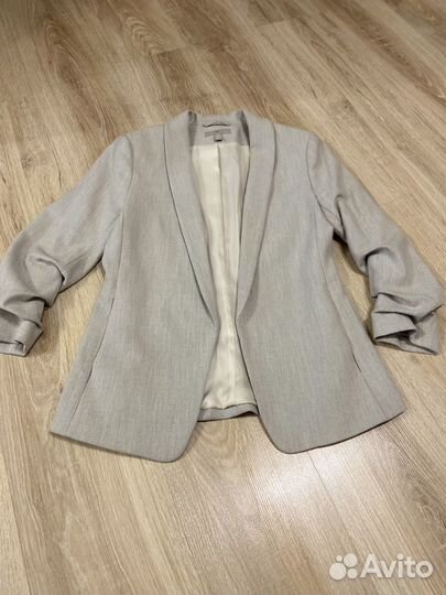 Пиджак женский 42
