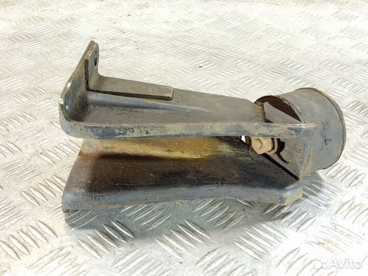 Опора двигателя левая Vaz Niva