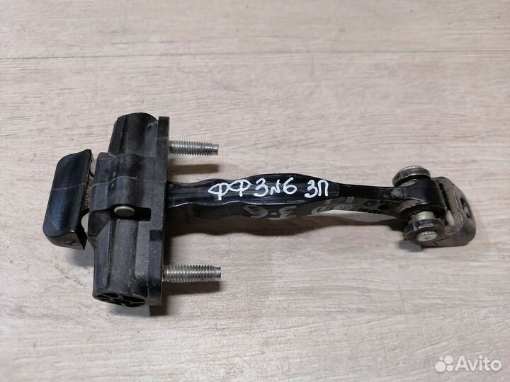 Ограничитель двери задний Ford Focus 3 Фокус 3