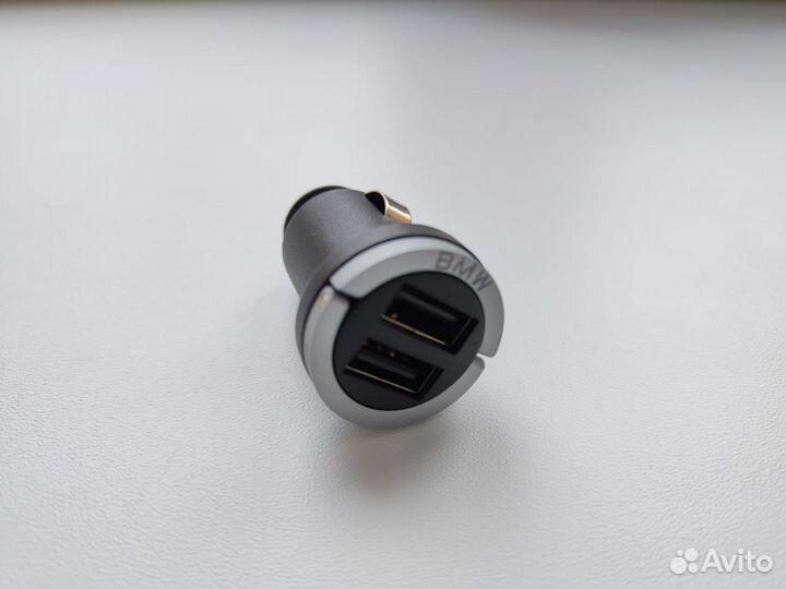 Зарядное устройство USB BMW