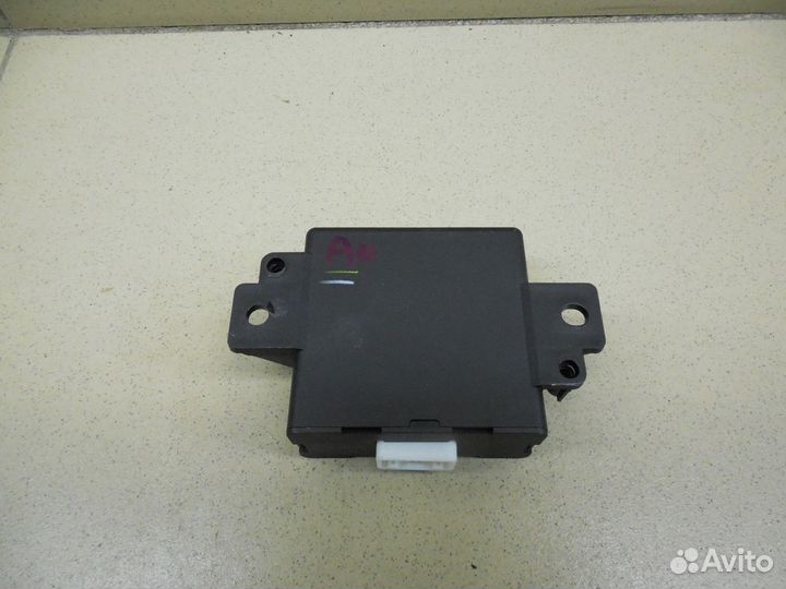 Блок управления парктроником Duster 2012