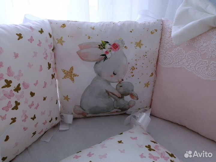 Бортики подушки в кроватку новые