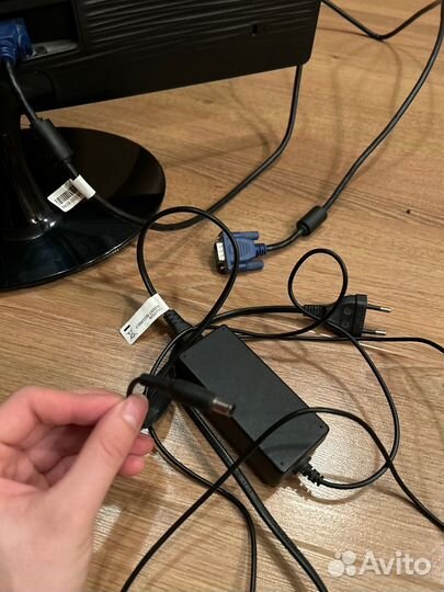 Монитор 24 дюйма Samsung