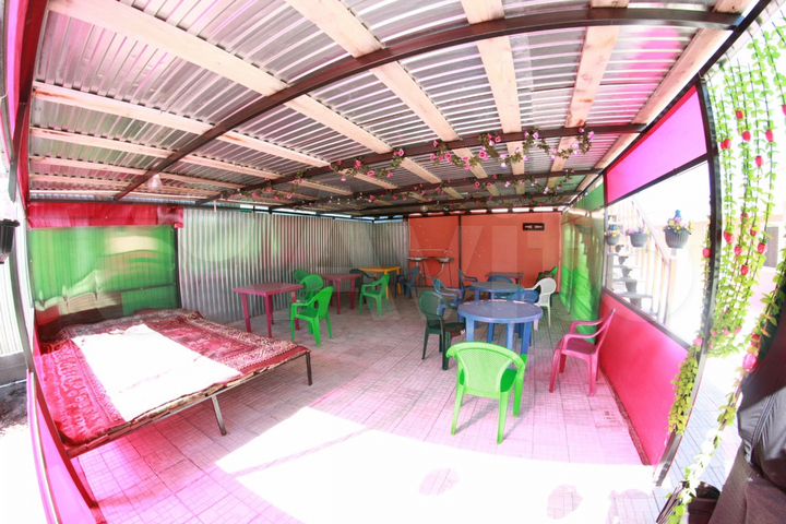 Комната 20 м² в > 9-к., 1/2 эт.