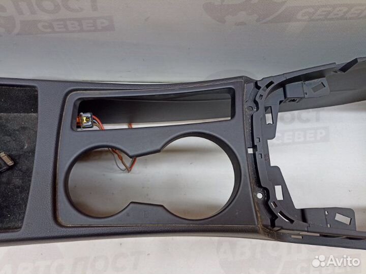 Консоль центральная Audi A4 B8