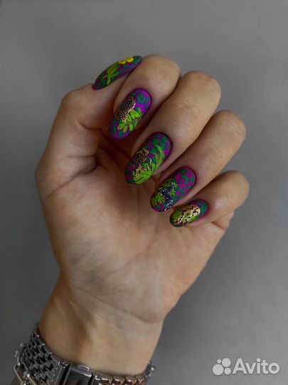 Мастер маникюра, наращивание, обучение стемпинг