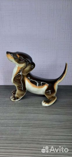 Фарфоровая статуэтка Такса лфз