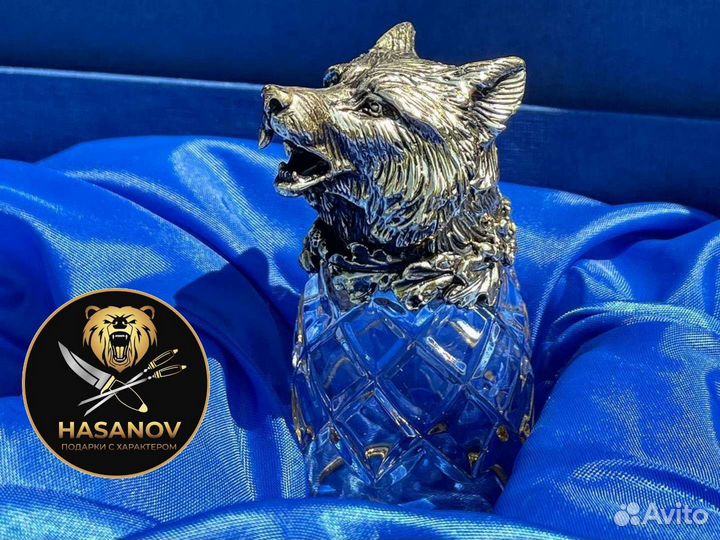 Хрустальные рюмки с головой зверя