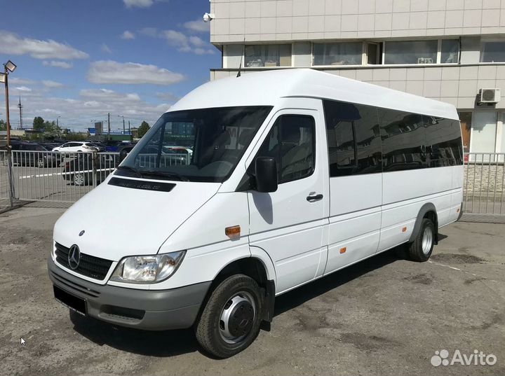 Развозка сотрудников, заказ микроавтобуса