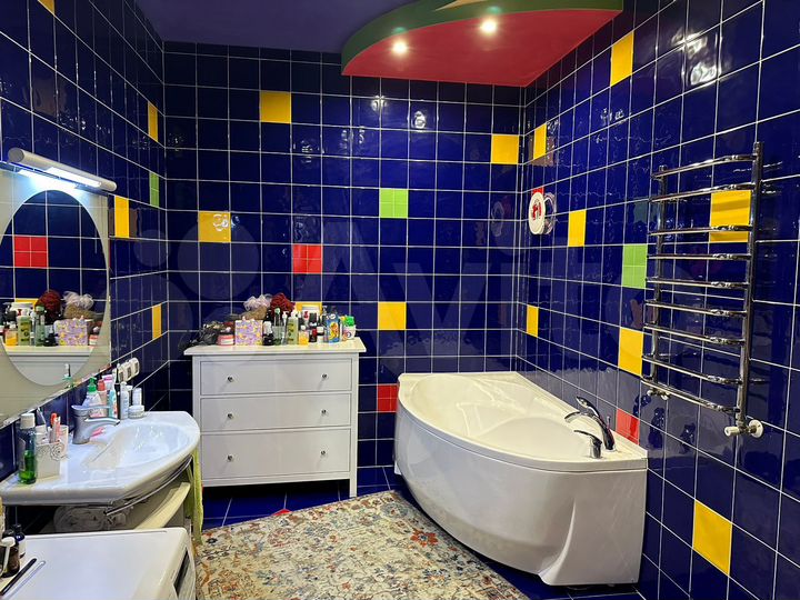 2-к. квартира, 120 м², 4/6 эт.