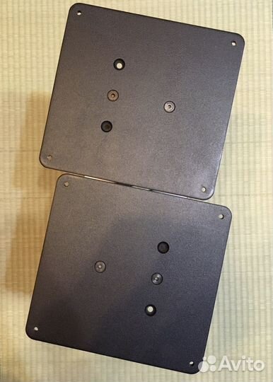 Стойки для акустики