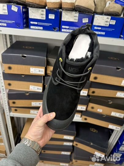 Две пары обуви