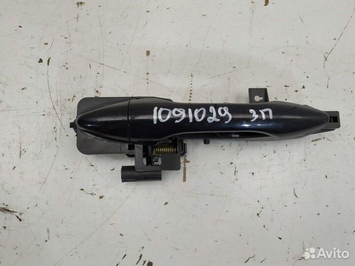 Ручка задняя правая 826652Y000 Hyundai IX35