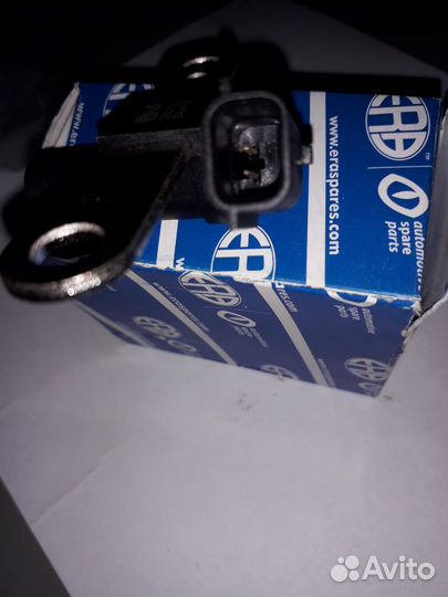 Датчик коленвала Рено Логан Сандеро Дастер Ларгус